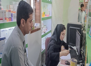 بازرسی میدانی از داروخانه‌های شهرستان سرباز؛ قیمت، موجودی دارو و شیرخشک زیر ذره‌بین نظارت